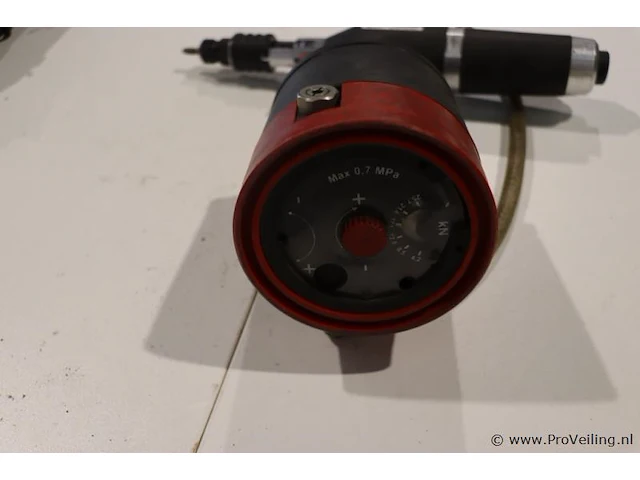 Würth master peg 10s perslucht blindklinkmoerenmachine - afbeelding 4 van  5
