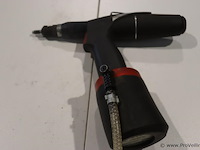 Würth master peg 312 perslucht blindklinkmoerenmachine - afbeelding 1 van  6