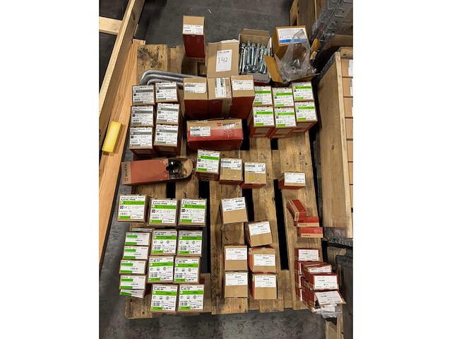 Würth partij diverse bevestigingsmaterialen - afbeelding 1 van  3