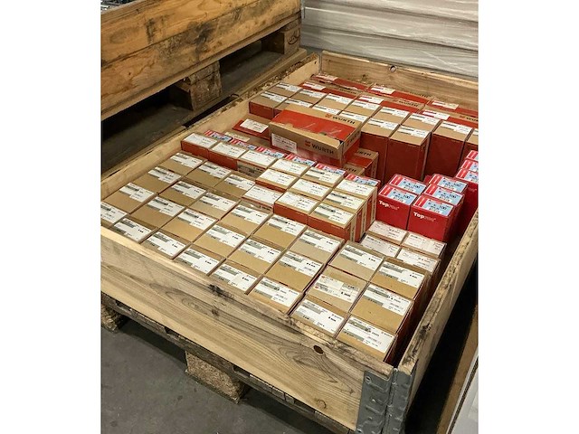 Würth partij diverse bevestigingsmaterialen - afbeelding 1 van  7