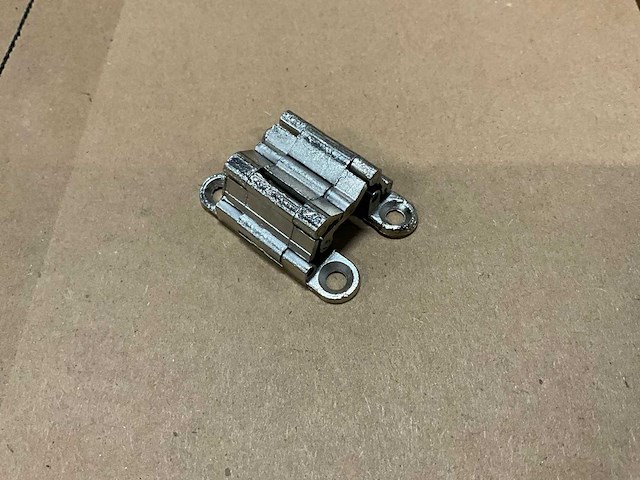 Würth sepa 39 meubelscharnier messing (940x) - afbeelding 1 van  4