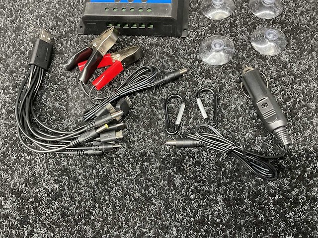 Wyprodukowano amr-1 zonnepaneel set - afbeelding 2 van  7