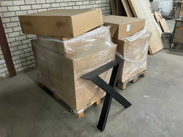 X eetkamertafel (12x) - afbeelding 5 van  6