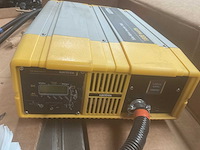 Xantrex 1800 sin wave inverter - afbeelding 3 van  6