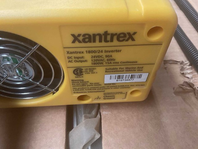Xantrex 1800 sin wave inverter - afbeelding 5 van  6