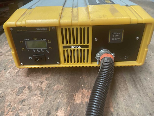 Xantrex 1800 sin wave inverter - afbeelding 2 van  5