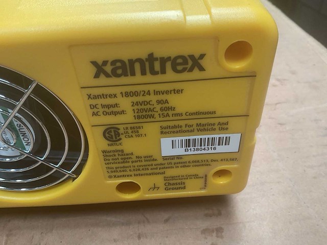 Xantrex sine wave inverter 1800 inverter - afbeelding 3 van  3