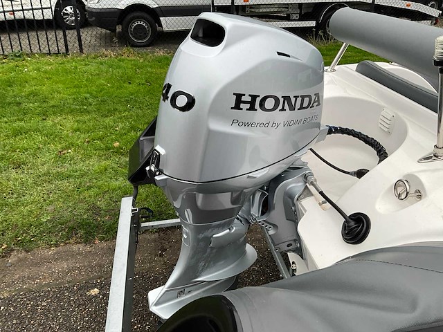 Xc-pro 430 rib boot met 40 pk honda motor en trailer - 2023 - afbeelding 6 van  30