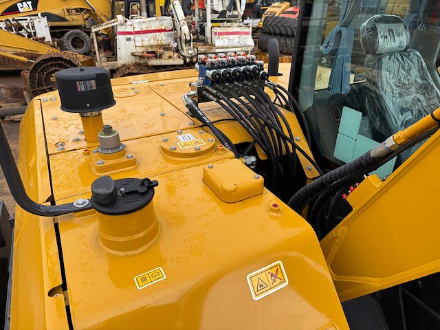 Xcmg xe75gs 28 dredging amfibische graafmachine 4uur - afbeelding 6 van  19