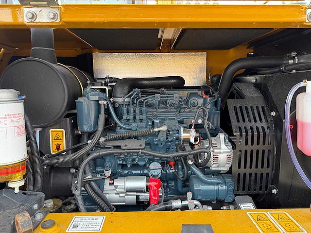 Xcmg xe75gs 28 dredging amfibische graafmachine 4uur - afbeelding 5 van  18