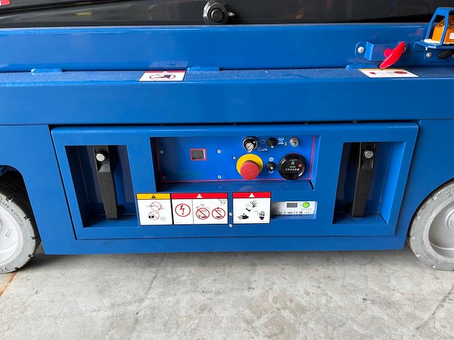 Xe59mini schaar hoogwerker (3x) - afbeelding 7 van  19