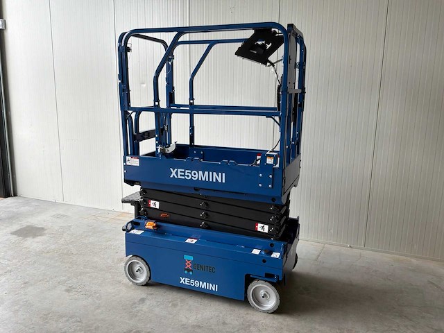 Xe59mini schaar hoogwerker - afbeelding 12 van  14