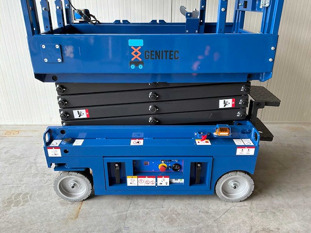 Xe59mini schaar hoogwerker - afbeelding 18 van  19