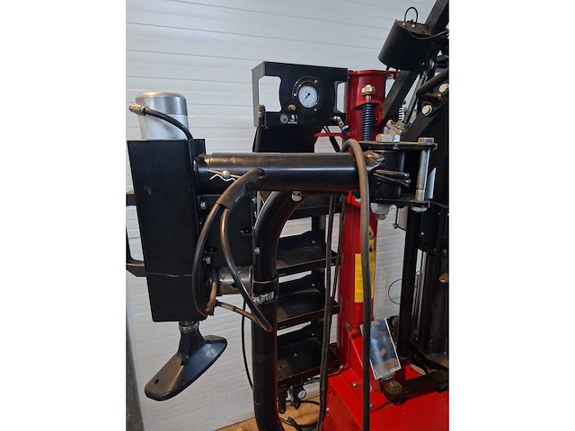 Xedra rema tip top - 2014 - promaxx force 1130 - banden balanceerapparaat - afbeelding 7 van  25