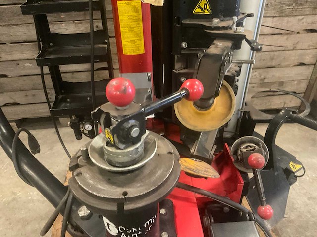 Xedra rema tip top - 2014 - promaxx force 1130 - banden balanceerapparaat - afbeelding 16 van  25