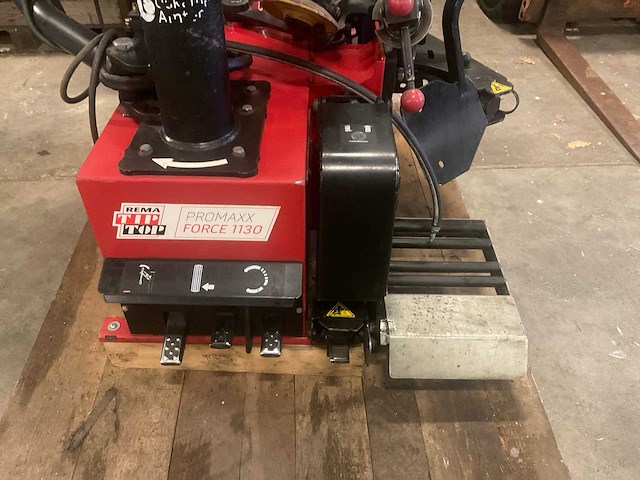 Xedra rema tip top - 2014 - promaxx force 1130 - banden balanceerapparaat - afbeelding 21 van  25