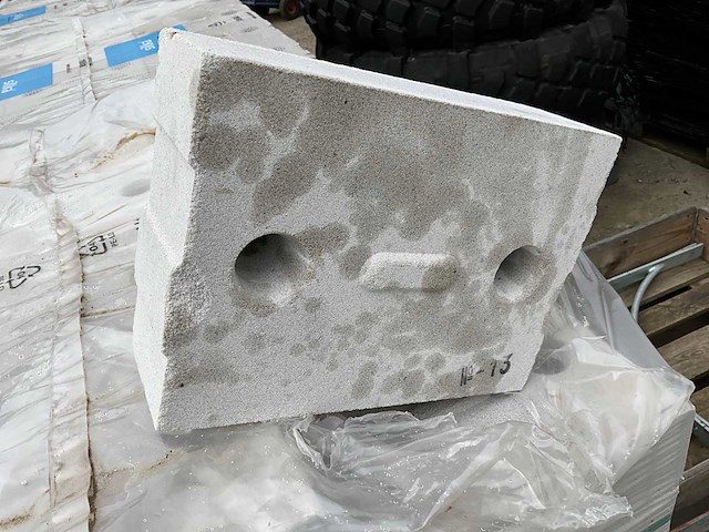 Xella silka kalkzandsteen (360x) - afbeelding 1 van  3