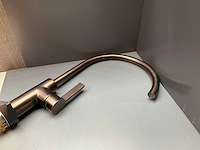 Xeno keukenmengkraan dark brushed bronze - afbeelding 4 van  4