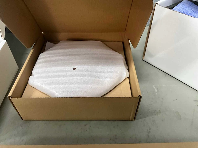 Xenz - du5426-91 - douche inbouwset met staaf- en regendouche 20 cm oud koper met tec-box - afbeelding 5 van  8