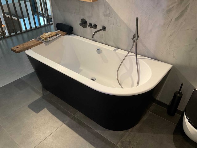 Xenz - half vrijstaand bad 180 x 80 cm - afbeelding 1 van  5