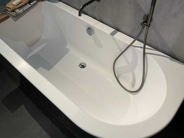 Xenz - half vrijstaand bad 180 x 80 cm - afbeelding 5 van  5