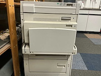 Xerox printer met diverse papier - afbeelding 8 van  15