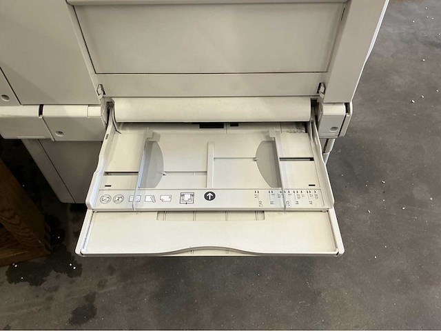 Xerox workcentre 7835 multifunctionele kleurenprinter - afbeelding 7 van  8