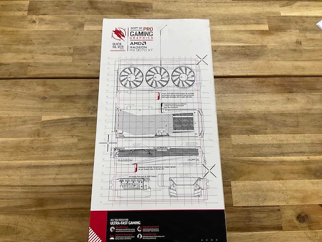 Xfx quicksilver amd radeon rx 9070 xt videokaart - afbeelding 5 van  7