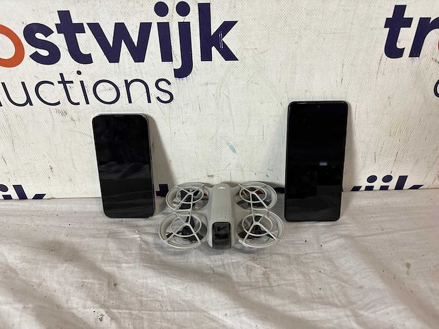 Xiaomi - mi 11i 5g - 128gb - zwart + dji neo - fpv drone + iphone 13 pro - afbeelding 1 van  1