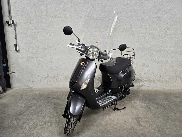 Xinix - snorscooter - touring - 4t 25km uitvoering f031rb - afbeelding 3 van  7