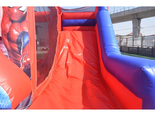 Xl springkussen met glijbaan (spiderman thema) - afbeelding 8 van  13