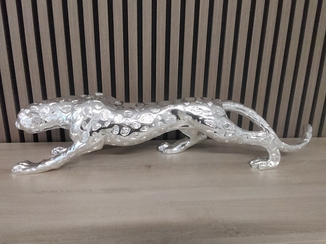 Xl zilverkleurig beeld van jaguar, zilver - afbeelding 1 van  4