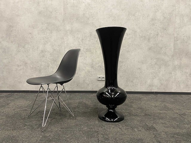 Xl zwart glazen vaas h100 - afbeelding 1 van  9