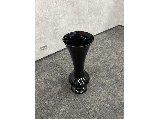 Xl zwart glazen vaas h100 - afbeelding 6 van  9