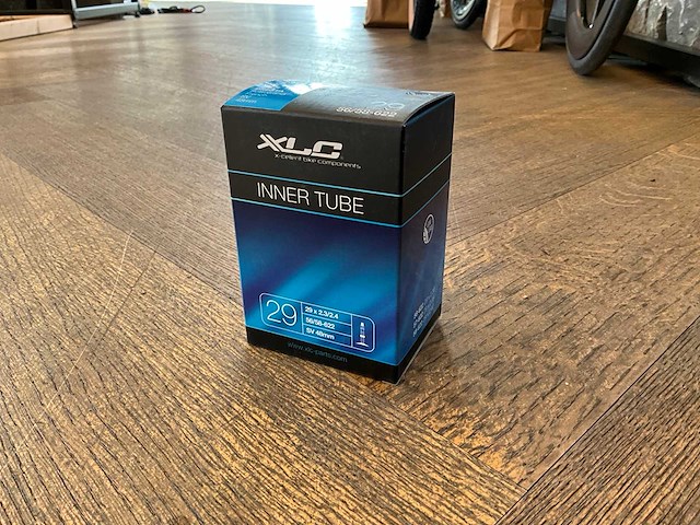 Xlc 29 x 2.30/2.40 fv sv 48mm binnenband (35x) - afbeelding 3 van  3