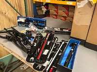 Xlc / btc / point racing verende zaldelpennen en stuurstangen - afbeelding 1 van  5