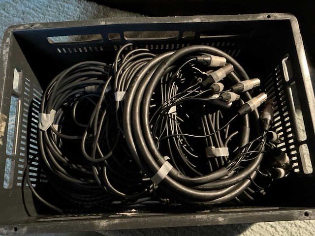 Xlr audio kabels in krat - afbeelding 2 van  3