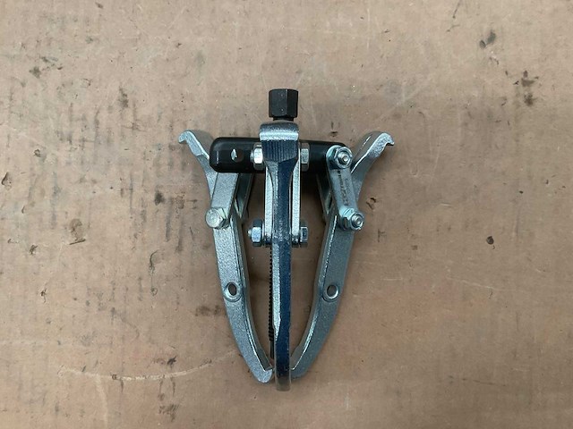Xp tools gp6p3 3-jaw poelie trekker - afbeelding 2 van  3