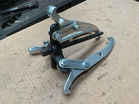 Xp tools gp8p3 3-jaw poelie trekker - afbeelding 1 van  4