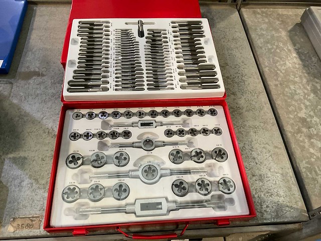 Xptools tap- en draadsnijset - afbeelding 5 van  5