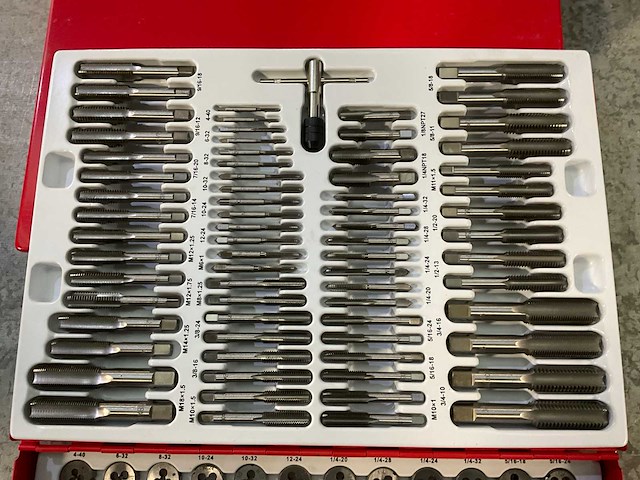 Xptools tap- en draadsnijset - afbeelding 4 van  5