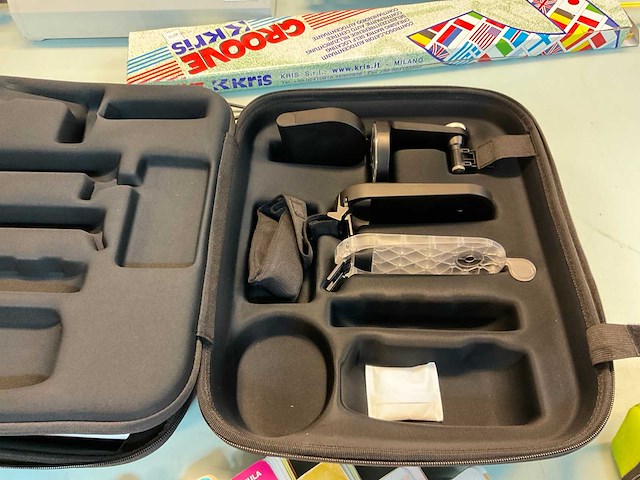 Xrite i1 pantone spectrophotometer en scanner - afbeelding 7 van  9