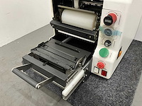 Xtop - tsm-900rsrb - automatische sushirolrobot - afbeelding 7 van  7