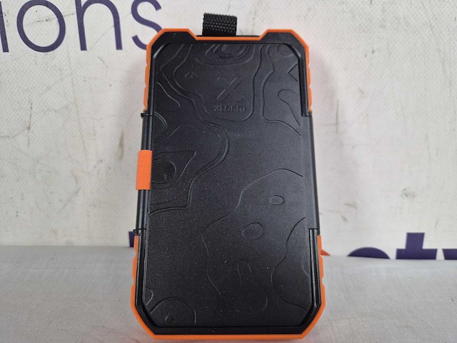 Xtorm powerbank zonneenergie - 10000 mah - afbeelding 1 van  2