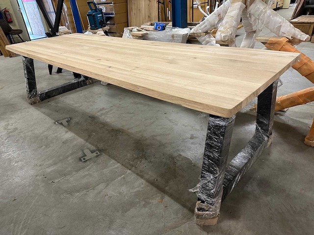 Xxl eiken massief 300x105 x4 cm - afbeelding 1 van  1