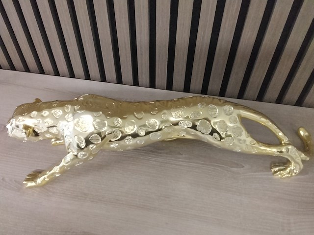 Xxl goudkleurig beeld van jaguar, goud - afbeelding 4 van  4