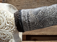 Xxl hand gegraveerde buffalo schedel, 2024 - afbeelding 7 van  12