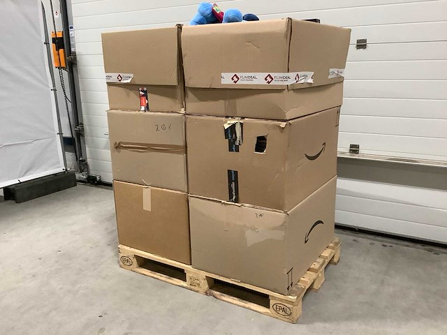 Xxl pallet speelgoed nieuw met o.a lego en pokemon - afbeelding 2 van  12