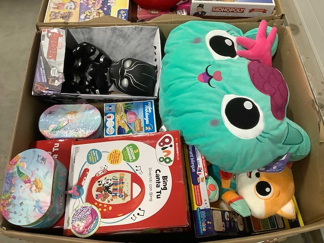 Xxl pallet speelgoed nieuw met o.a lego en pokemon - afbeelding 6 van  12