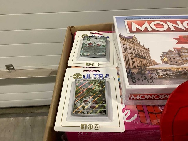 Xxl pallet speelgoed nieuw met o.a lego en pokemon - afbeelding 8 van  12